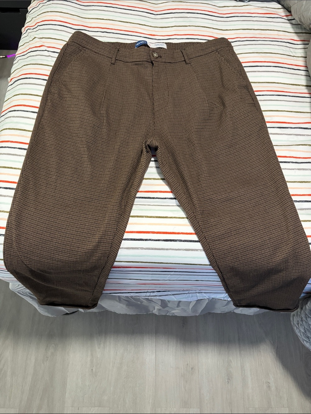 Brown Men's Taper Pants - Old Navy Houndstooth